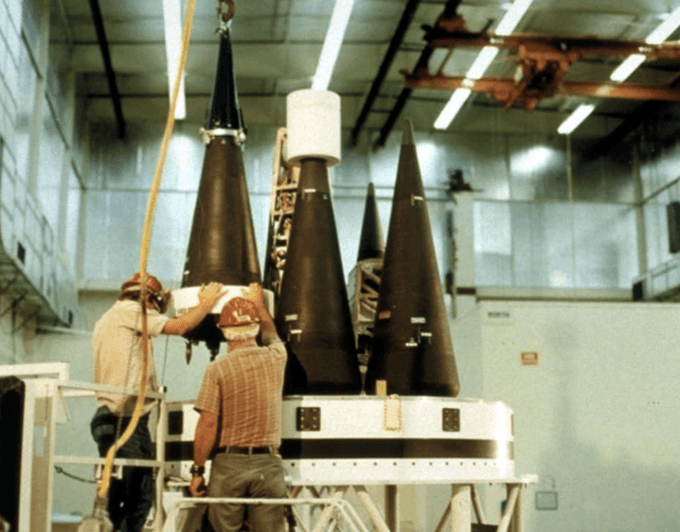 Salvemos el Nuevo START: Los Tratados Sobre Armas Nucleares no Deben Expirar